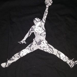 Jordan Tee Size L